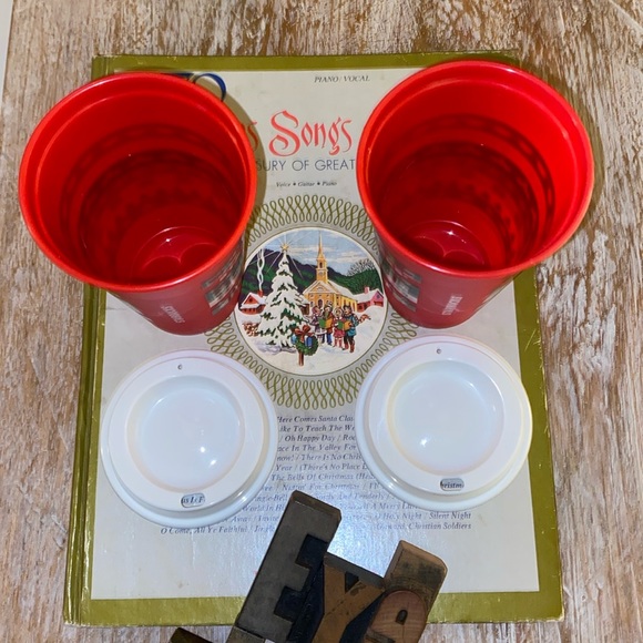 🆕🎄☕️🧜♀️STARBUCKS Reusable am 16 oz. Not Dated Coffee Cups w/ Lids - Picture 4 of 8